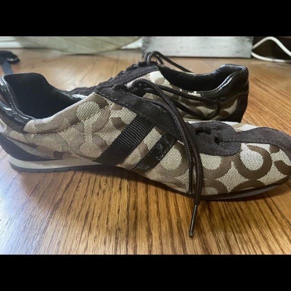 Coach tennis shoes - Picture 3 of 4